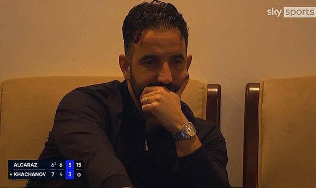 曝阿莫林收封口费，本赛季不曝料！库尼亚坚称曼联复兴恩师亦有功