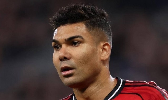 大概率离队！卡塞米罗或断崖式降薪加盟AC米兰，携手莫德里奇续写辉煌传奇