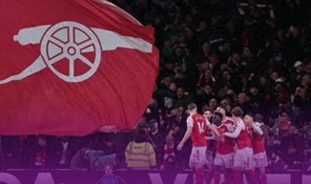 16岁天才补时破门！阿森纳2比0绝杀埃弗顿领跑，切尔西却遭两连败