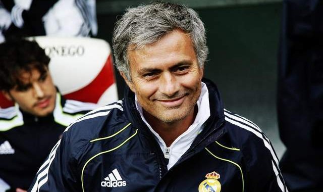 穆里尼奥自绝回归皇马路！名记曝皇马欧冠帝星对他非常不满