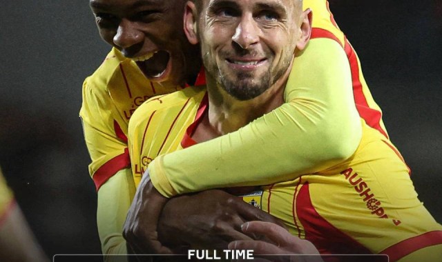 朗斯逆转3-1夺冠，法甲榜首易主！黑马强势崛起，大巴黎失去王座