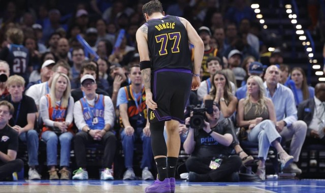 东契奇最少缺阵2周！若赛季报销湖人季后赛前景堪忧