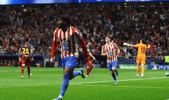 大巴黎双杀利物浦！马竞3次成巴萨克星，欧冠四强已定两席