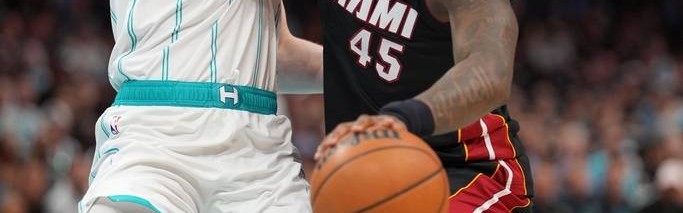 就你叫三分王？克努佩尔半场三分5中0 欢迎来真正的NBA