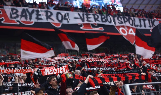 马尔蒂尼预测欧冠冠军：巴萨需加强防守方能问鼎