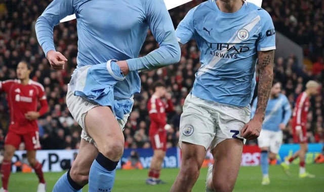 曼城2-1逆天改命！瓜帅豪赌1人成就89年神迹，保留争冠希望！