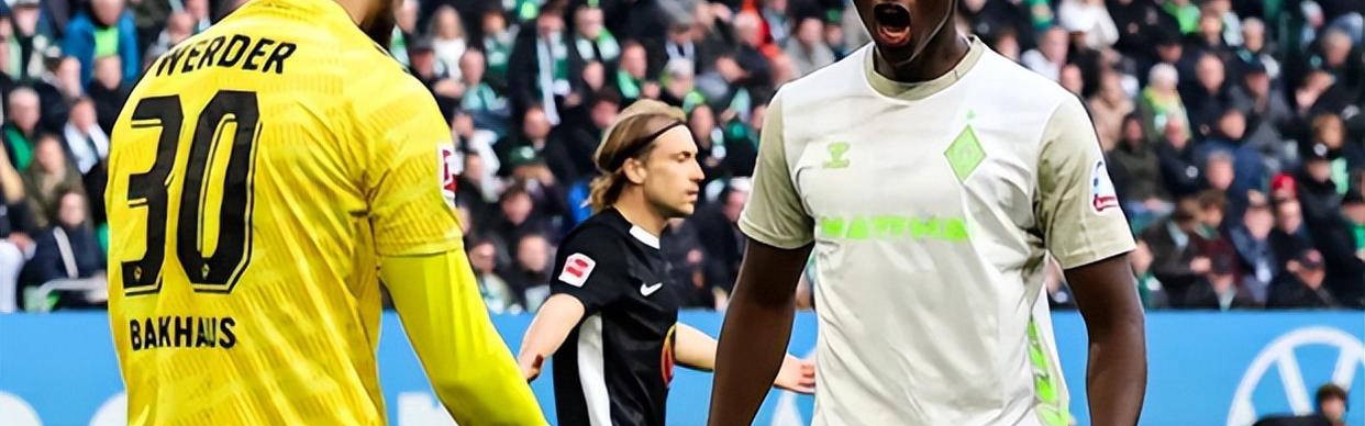 18岁德甲防线新星崛起，身价飙升至4500万欧，五大豪门争相抢购